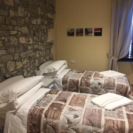 La Canonica Vendégház *